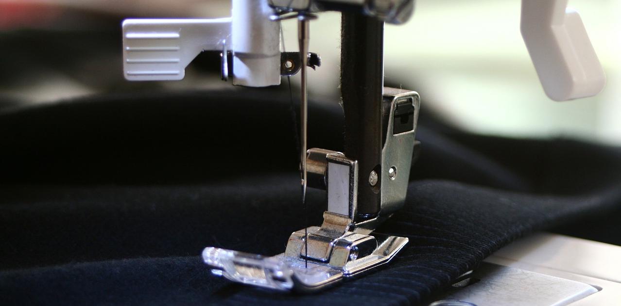Maquinas de costura industriais e domésticas