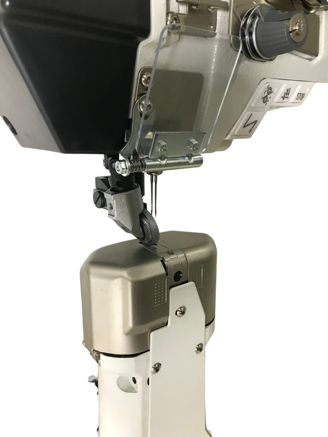 maquina-costura-coluna-st592d-1